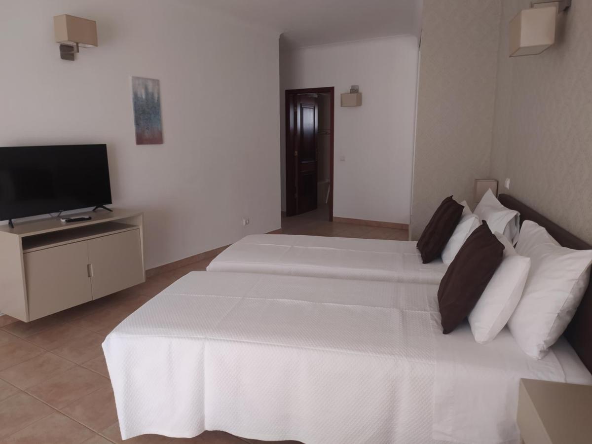 Costamar Apartment Lagos Exterior photo